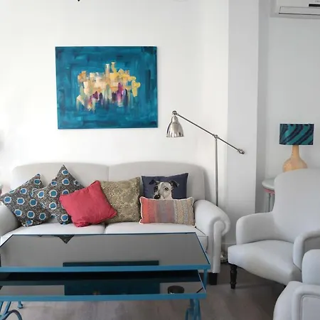 Casas Y Patios De Apartamento