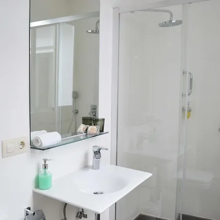 Casas Y Patios De Sevilla