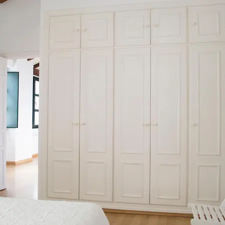 Casas Y Patios De Apartamento *