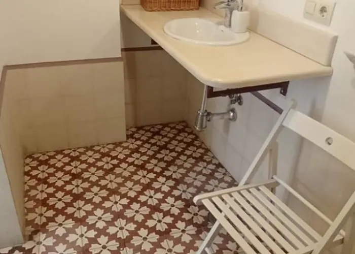 Casas Y Patios De *